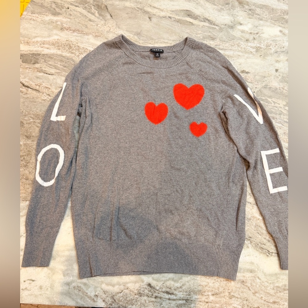 Torrid Gray Heart LOVE Graphic Crewneck Sweater Women’s 00 Medium